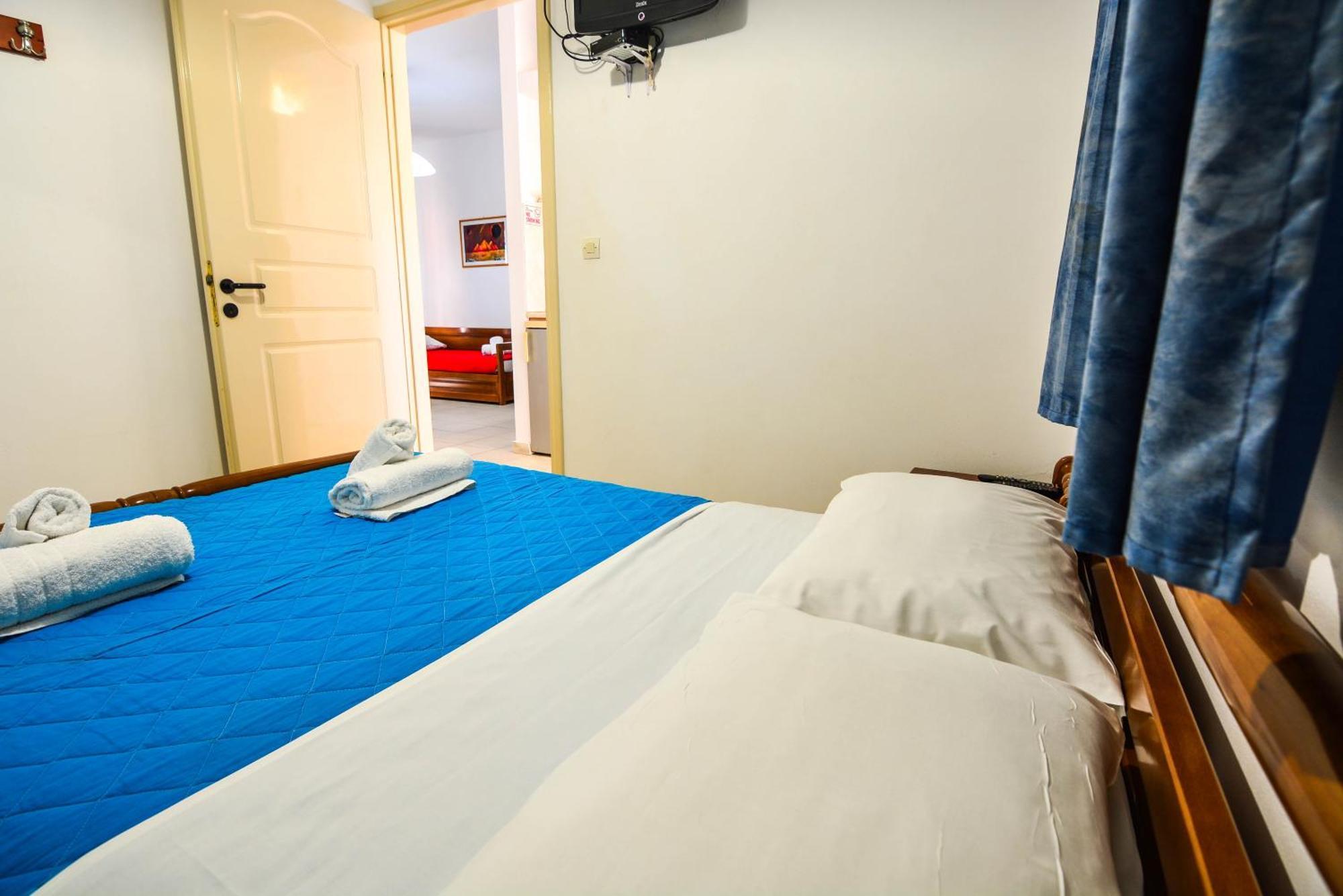 Epavlis Apartments Porto Heli Luaran gambar