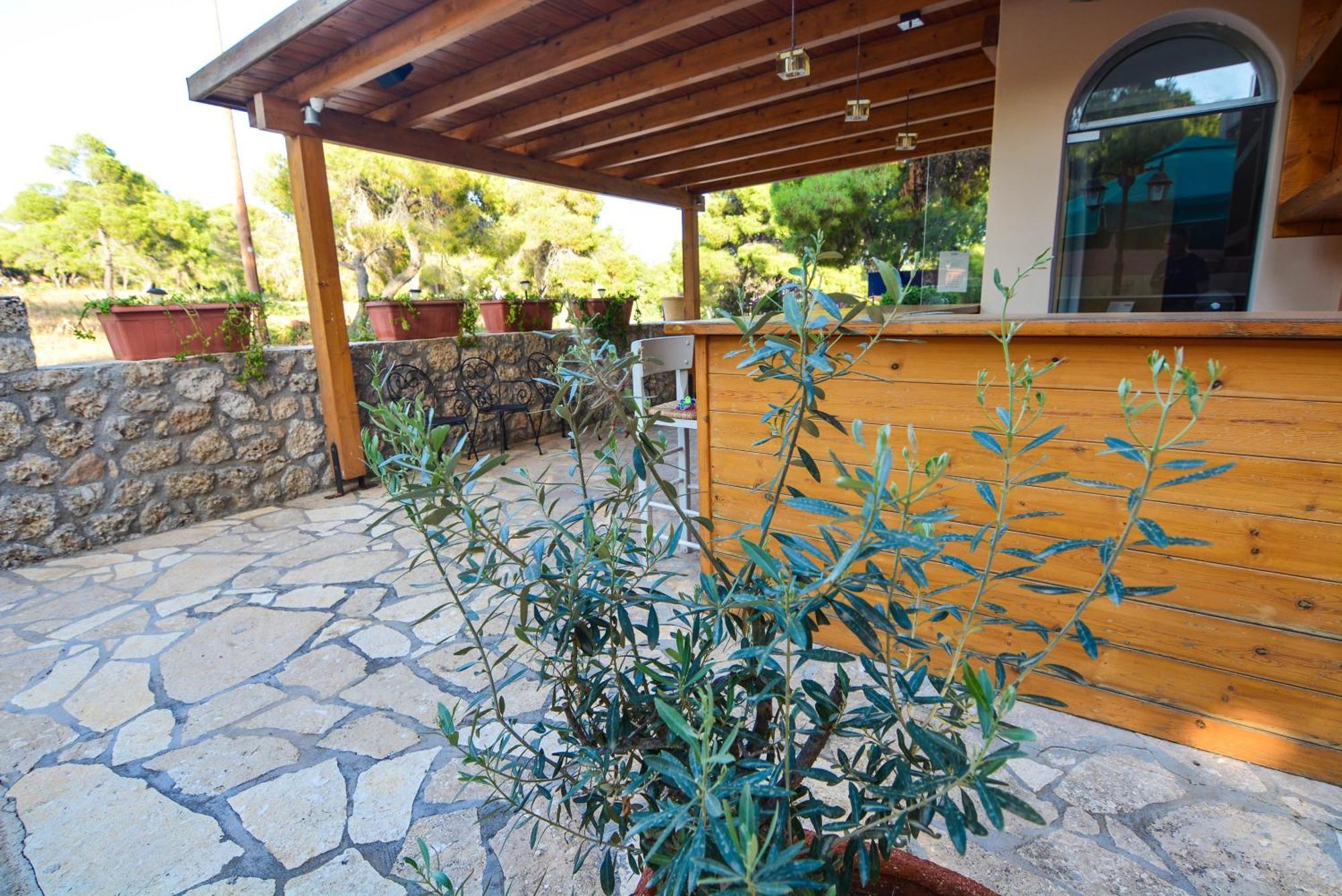 Epavlis Apartments Porto Heli Luaran gambar
