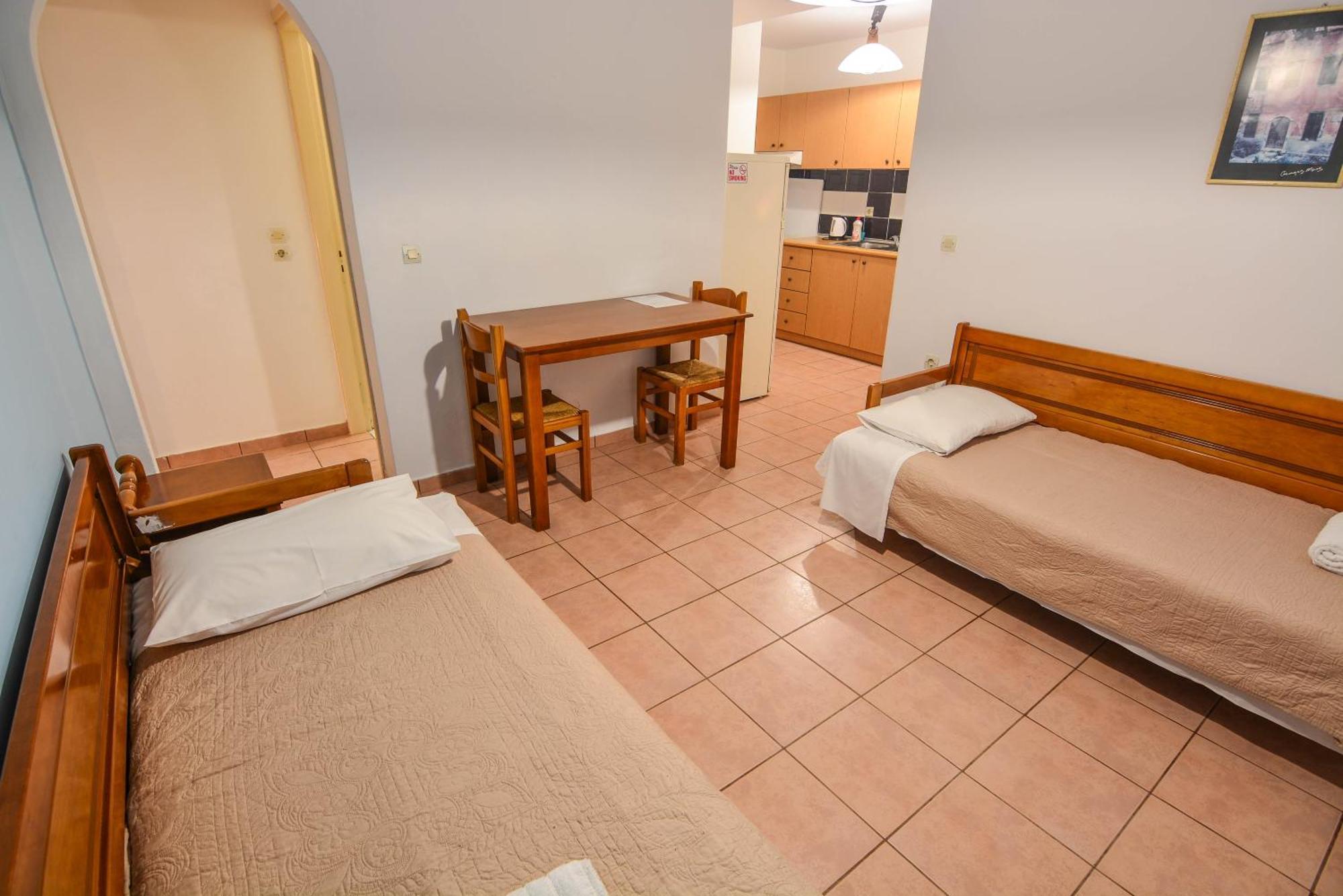 Epavlis Apartments Porto Heli Luaran gambar
