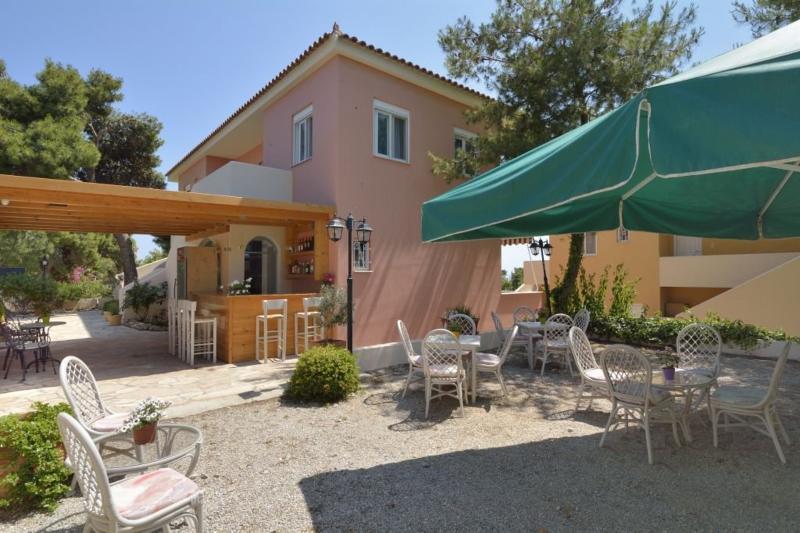 Epavlis Apartments Porto Heli Luaran gambar