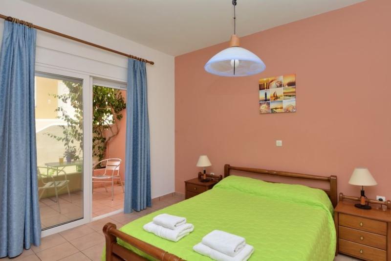 Epavlis Apartments Porto Heli Luaran gambar